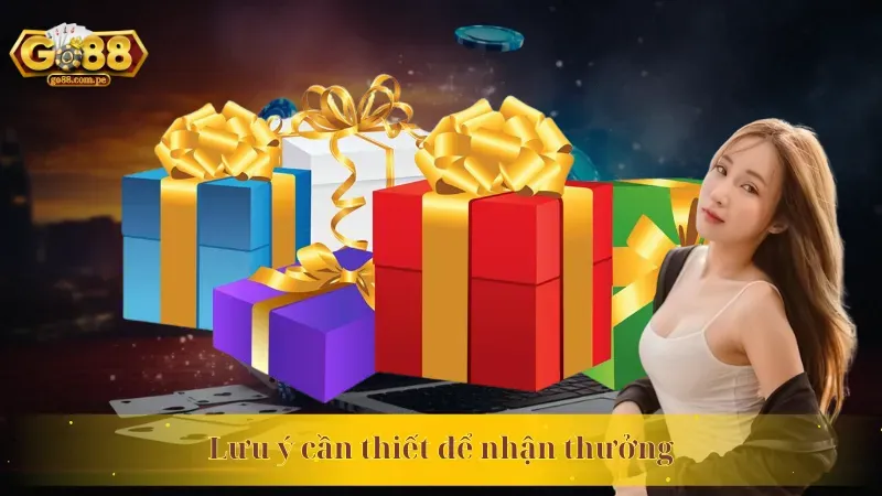 Người chơi đang phân tích chiến thuật cá cược đá gà trên máy tính